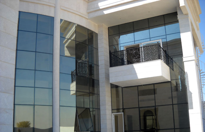 أبواب زجاجية أوتوماتيكية